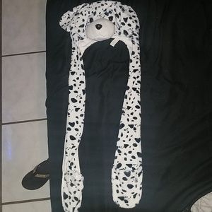 Puppy hat/mittens/scarf